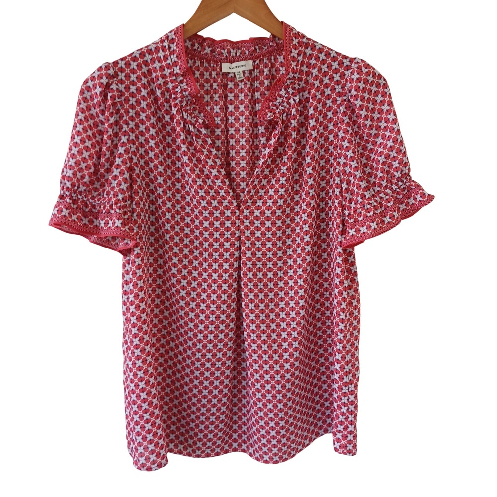 Max Studio Womens Red Geometric Floral Smocked V-Neck Flutter Sleeve Blouse M